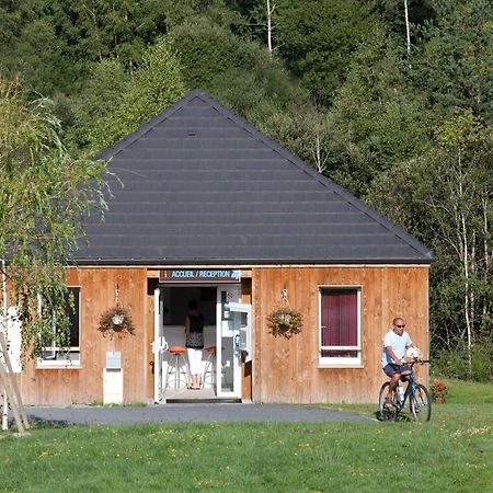 Vacanceole - Residence Le Domaine Du Bosquet Égletons Exterior foto