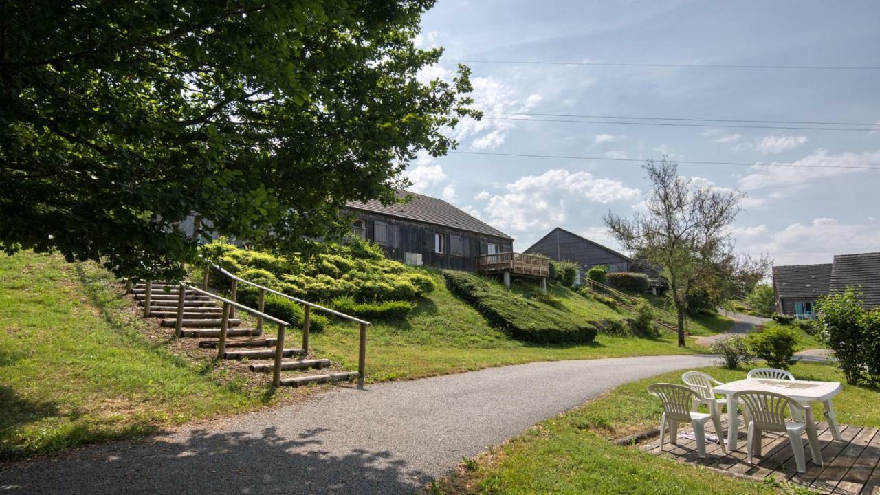 Vacanceole - Residence Le Domaine Du Bosquet Égletons Exterior foto